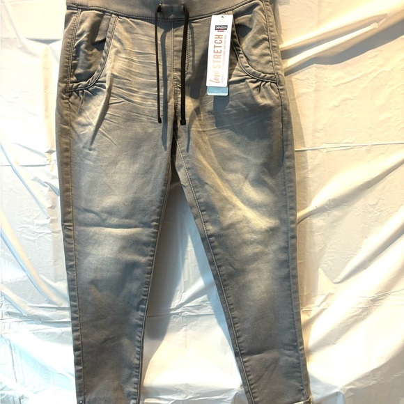 NWT Denizen jogger jeans pull on SZ 5 Juniors. - Picture 9 of 11